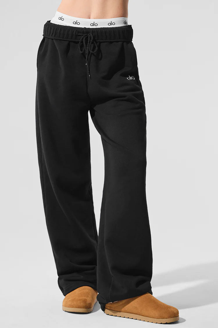 Accolade Straight Leg Sweatpant AY