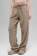 Accolade Straight Leg Sweatpant AY