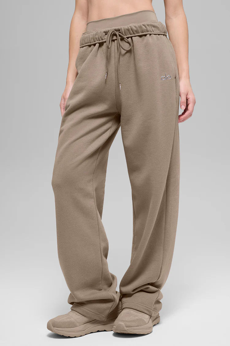 Accolade Straight Leg Sweatpant AY