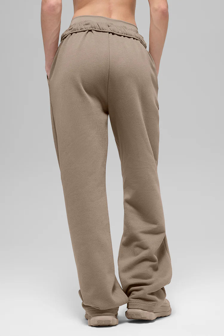 Accolade Straight Leg Sweatpant AY