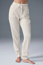 Muse Sweatpant AY